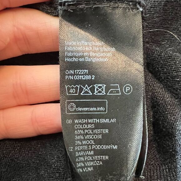 3 for $30! H&M black long cardigan size extra small - Picture 4 of 9